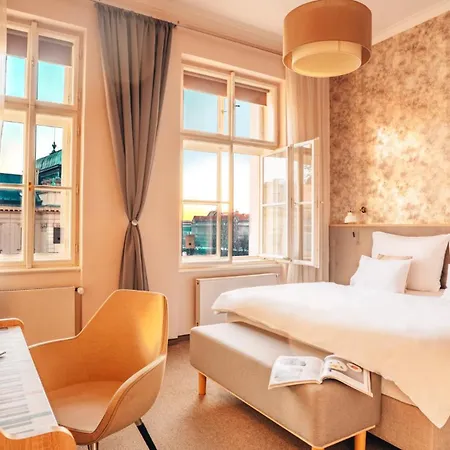 Отель Boutique Klarov 4*