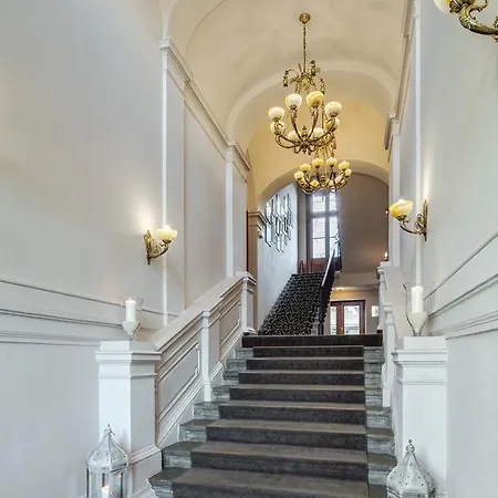 Boutique Klarov Отель 4*